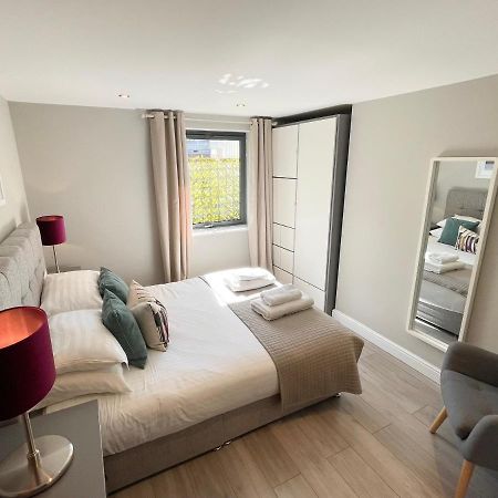 Urban Living'S - The Wesley Beautiful City Centre Apartment With Balcony Oxford Esterno foto
